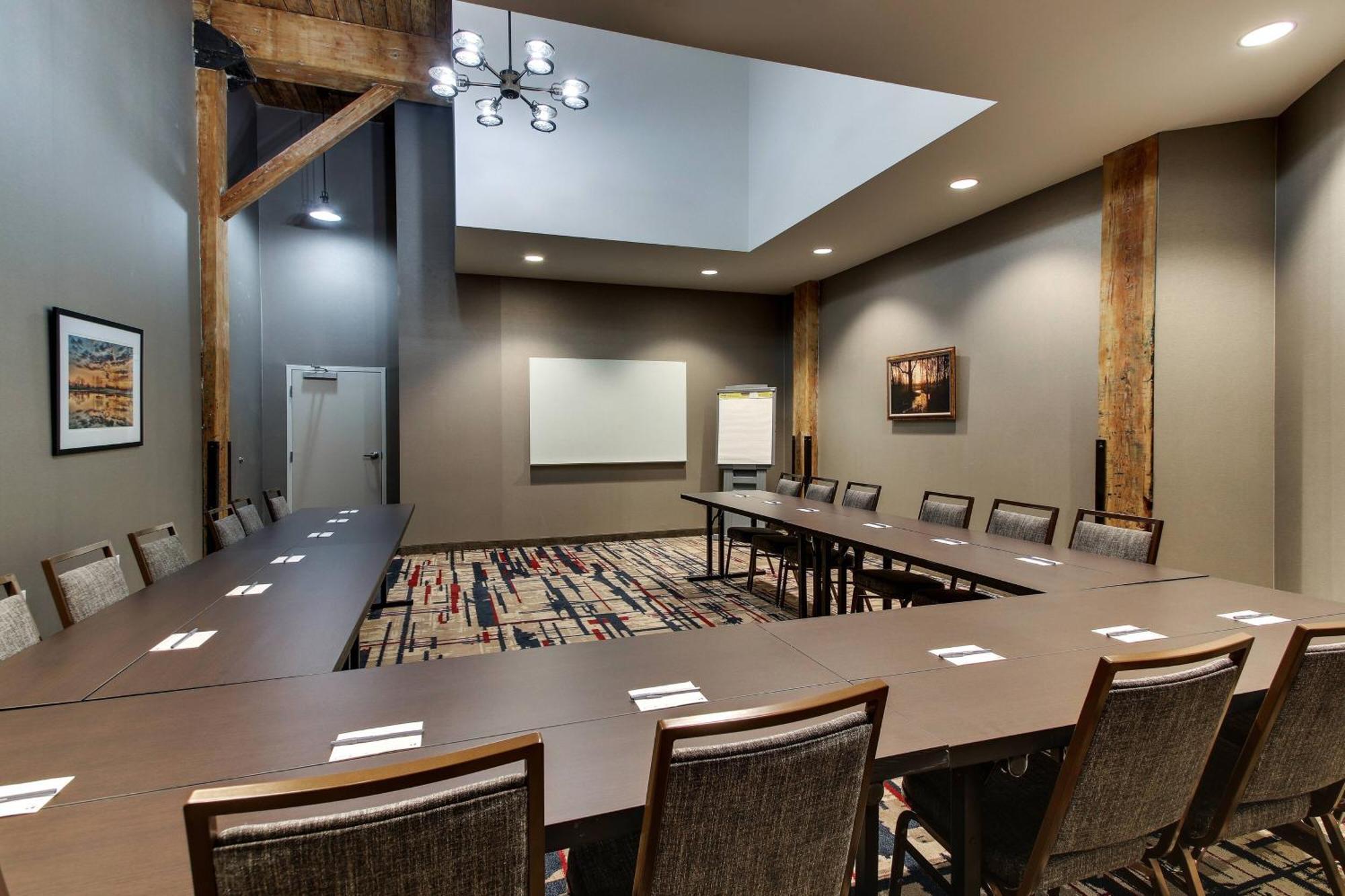 Springhill Suites By Marriott Montgomery Downtown Экстерьер фото